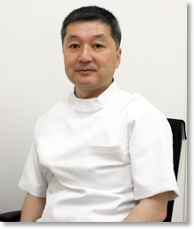 写真:池本秀康院長